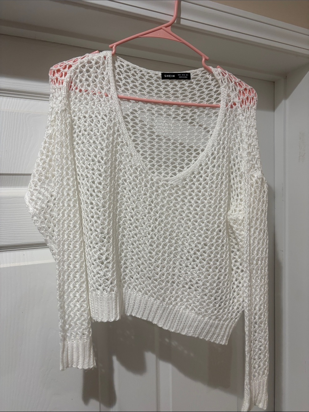 SHEIN White Open-Knit V-Neck Sweater Size Small